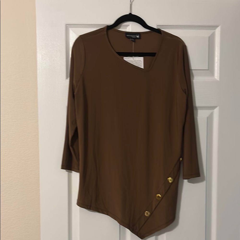 Elegant Brown Tunic with Gold Button Accents